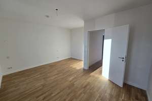 Neues Reihenhaus mit 5 Zimmern und Garage in Berlin-Niederschönhausen