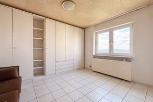 Lichtdurchflutetes Wohnen mit Weitblick: Großzügige 3,5 Zimmer-Wohnung mit Sonnenbalkon in Mainz – Die vollständige Adresse der Immobilie erhältst du vom Anbieter., 55131 Oberstadt, Mainz – Vorschaubild 9