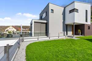 Beeindruckende Aussicht und modernes Design: Exklusives Architektenhaus in Riedenburg. – Kelheim (Kreis) – Vorschaubild 3