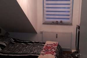 Helle Dachgeschosswohnung mit Balkon, ruhige Lage, WG geeignet – Tonbrennerstraße 16, 52080 Haaren, Aachen – Vorschaubild 3
