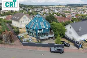 Außergewöhnliche Architektur mit Loftcharakter und Traumausblick über Gladenbach – Die vollständige Adresse der Immobilie erhältst du vom Anbieter., 35075 Gladenbach – Vorschaubild 1