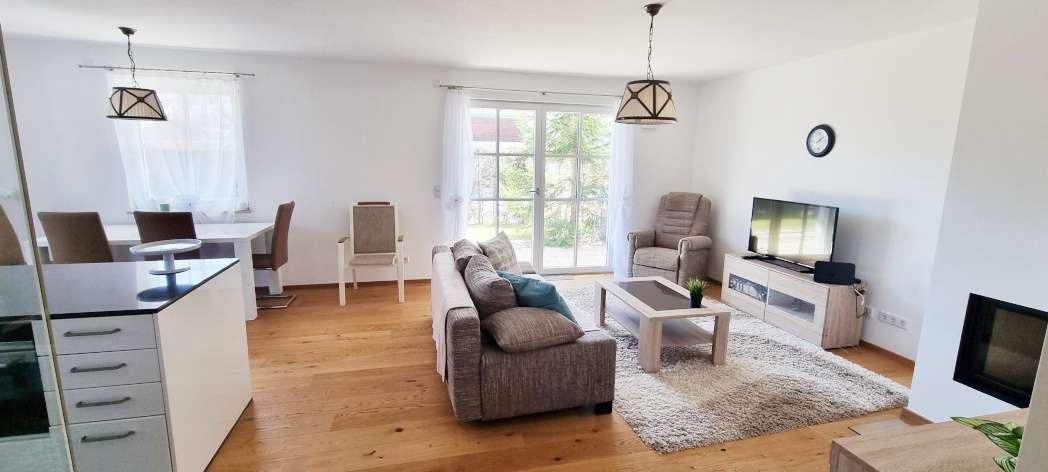 Immobilie in Bad Wiessee - Barrierearme Gartenwohnung am Tegernsee mit Kamin in Top-Zustand – sofort bezugsbereit! - Bild 3