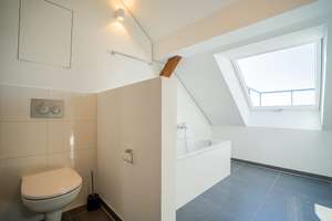 Exklusives, saniertes Penthouse mit großer Dachterrasse und Einbauküche – Die vollständige Adresse der Immobilie erhältst du vom Anbieter., 52072 Ponttor, Aachen – Vorschaubild 10