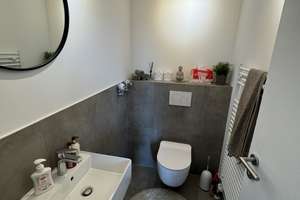 Renovierte 3-Zimmer-Wohnung mit großem Balkon im 12. Stock – Heckenrosenweg 11, 86156 Bärenkeller, Augsburg – Vorschaubild 6