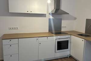 Wohnen mit Charakter: 2-Zimmer-Wohnung in Köln-Rath/Heumar – Rösrather Straße 700a, 51107 Rath/Heumar, Köln – Vorschaubild 2