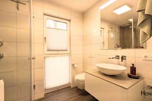 Moderne & edle Dachgeschosswohnung mit großem SÜD-Balkon (19m²) - 5 Gehminuten vom Feldmochinger See – Karlsfelder Str. 38 C, 80995 Feldmoching, München – Vorschaubild 14