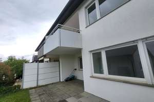 Großzügiges Reihenmittelhaus 
mit Balkon, Terrasse, 
kleinem Garten und Garage 
in Neckarwestheim – Die vollständige Adresse der Immobilie erhältst du vom Anbieter., 74382 Neckarwestheim – Vorschaubild 1