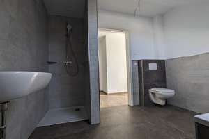 Moderne Dachgeschosswohnung  – In den Waldgärten 24, 60488 Hausen, Frankfurt am Main – Vorschaubild 4