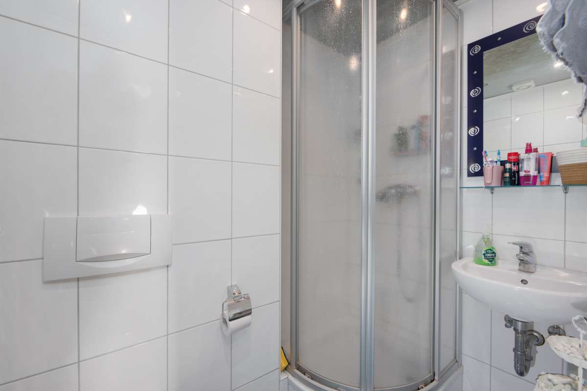 Immobilie in Ispringen - Attraktives Immobilienensemble mit Potenzial – Wohnen, Vermieten, Entwickeln! - Bild 9