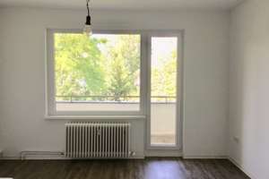 schöne 2-Zimmer-Wohnung mit Balkon – Lupinenweg 3a, 12357 Rudow, Berlin – Vorschaubild 4