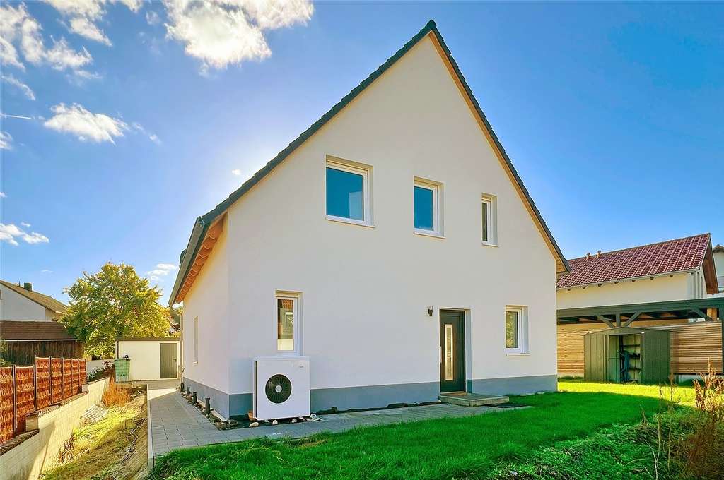 Immobilie in Litzendorf - Charmante, lichtdurchflutete und familienfreundliche Landhausidylle vor den Toren Bambergs - Bild 4