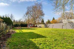 Westerholt: Großzügiges Wohnhaus mit Garage und großem Grundstück in Nenndorf! – Die vollständige Adresse der Immobilie erhältst du vom Anbieter., 26556 Westerholt – Vorschaubild 12