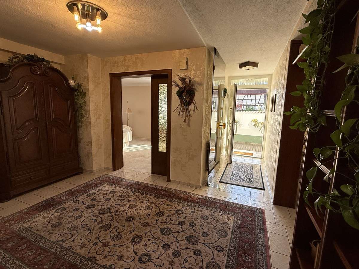 Immobilie in Nidderau - Viel Platz für die große Familie - Raumwunder mit tollem Außenbereich - Bild 11