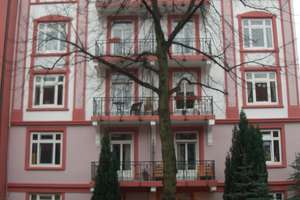 Charmante Altbau-Wohnung mit Balkon in Winterhude für Kapitalanleger / Eigennutzer von privat 