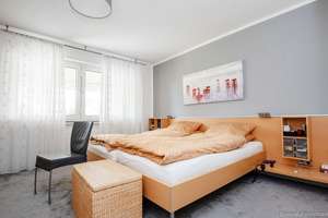 Großzügiges Zweifamilienhaus mit Garage und Garten in Bielefeld-Vilsendorf – Die vollständige Adresse der Immobilie erhältst du vom Anbieter., 33739 Jöllenbeck, Bielefeld – Vorschaubild 8