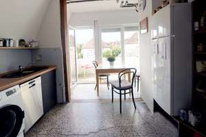 Gemütliche Dachgeschosswohnung mit Altbauflair und Südwestbalkon – vermietet & wertbeständig – Die vollständige Adresse der Immobilie erhältst du vom Anbieter., 70435 Zuffenhausen-Mitte, Stuttgart – Vorschaubild 5