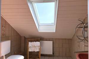 ***WOHLFÜHLEN VON ANFANG AN - GROSSES HAUS  MIT SCHÖNEM GARTEN UND EINLIEGERWOHNUNG *** – Die vollständige Adresse der Immobilie erhältst du vom Anbieter., 68799 Reilingen – Vorschaubild 25
