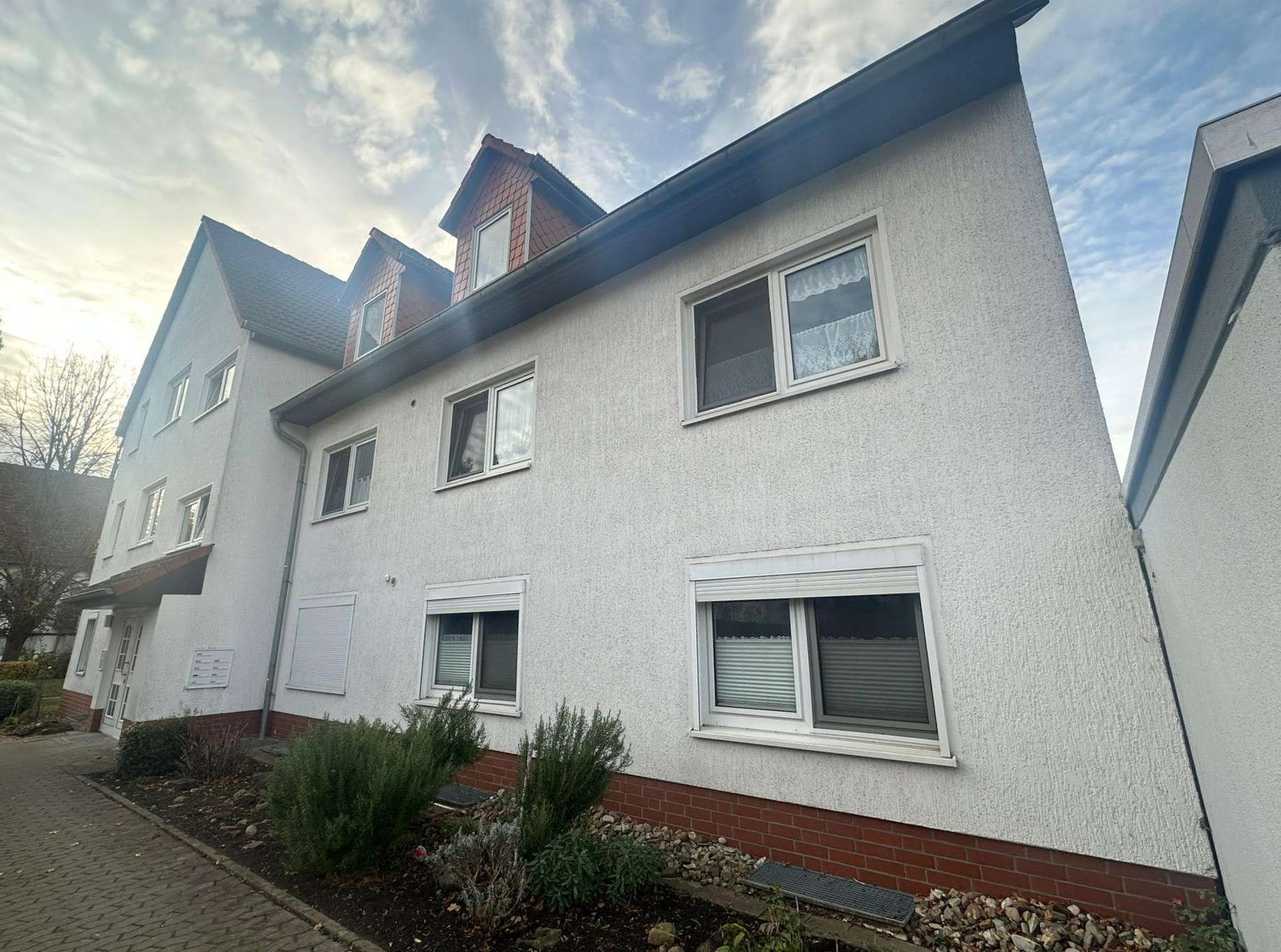 BENIT|🏡NUR 2.100€ pro QM - ALGERMISSEN, RIESIGES Potential: Sanierungsbedürftige - 4-Zimmer, 93 qm, Hildesheim Kreis – Bild 3