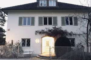 Altbau-Villa in Göggingen - urban hell groß Garten Kamin EFH Haus Augsburg zentral – Richard-Wagner-Str. 16, 86199 Göggingen-Nordwest, Augsburg – Vorschaubild 1