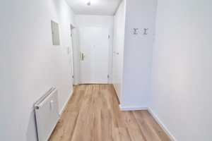 Großzügige 1-Zimmer-Wohnung inkl. eigenem Parkplatz – R4 21, 68159 Mannheim – Vorschaubild 1