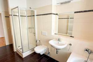 Einbauküche | Dusche und Badewanne | Echtholzparkett - sofort bezugsfrei – Die vollständige Adresse der Immobilie erhältst du vom Anbieter., 4299 Stötteritz, Leipzig – Vorschaubild 3