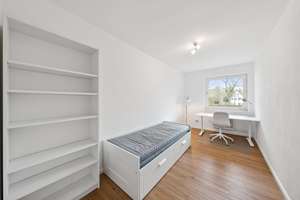 Sonnige Dreizimmerwohnung mit Balkon in ruhiger Zehlendorf Lage – Die vollständige Adresse der Immobilie erhältst du vom Anbieter., 14165 Zehlendorf, Berlin – Vorschaubild 7