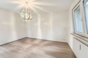 Geräumige Wohnung in einem gepflegtem Mehrfamilienhaus! – Siegesstraße 185, 46147 Holten, Oberhausen – Vorschaubild 9