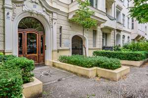 3-Zimmer-Wohnung mit 3,60 m hohen Decken und viel Gestaltungspotenzial im Bayerischen Viertel – Die vollständige Adresse der Immobilie erhältst du vom Anbieter., 10777 Wilmersdorf, Berlin – Vorschaubild 25