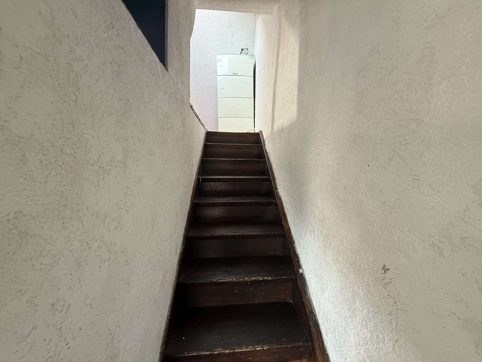 Immobilie in Neuhausen auf den Fildern - Doppelhaushälfte mit Potenzial in zentraler Lage von Neuhausen - provisionsfrei! - Bild 16