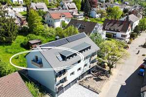 Dachgeschosswohnung | MFH top saniert (EH70) | 3 Zimmer | Balkon