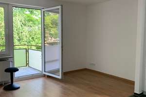 Erstbezug nach Renovation: 2-Zi-Wohnung mit Balkon & Einbauküche, M-Hirschgarten (unbefristet) – Wotanstraße 40, 80639 Nymphenburg, München – Vorschaubild 7