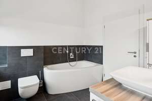 -Reserviert- Sofort bezugsfertig! Modernisiertes Zweifamilienhaus mit Dachterrasse und großem Garten – Die vollständige Adresse der Immobilie erhältst du vom Anbieter., 94036 Neustift, Passau – Vorschaubild 8