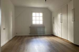 Gepflegtes Einfamilienhaus mit 6 Zimmern, Kamin, Einbauküche, Sauna und Doppelgarage in bester Lage – Kiebitzweg 5, 42111 Uellendahl-Katernberg, Wuppertal – Vorschaubild 21