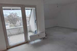 Schöne Seniorenwohnung mit Aufzug in Düsseldorf! Nur Ü 60 – Bergiusstraße 5, 40589 Holthausen, Düsseldorf – Vorschaubild 2