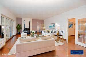 Rissen am Klövensteen: Repräsentative Twin-Villa mit Kamin, Innenpool, Sonnenterrassen u. Garage..! – Die vollständige Adresse der Immobilie erhältst du vom Anbieter., 22559 Rissen, Hamburg – Vorschaubild 7