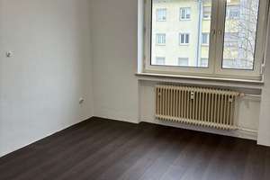 Stadtwohnung mit Garage und Loggia – Die vollständige Adresse der Immobilie erhältst du vom Anbieter., 89231 Neu-Ulm – Vorschaubild 5