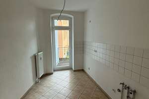 Kompakte 2-Zimmer mit Balkon, Wanne und Laminat in TOP-Lage! – Bergstraße 44, 9113 Schloßchemnitz, Chemnitz – Vorschaubild 4