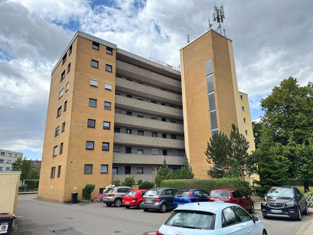 Immobilie in Garbsen - Zwei 2-Zimmer-Wohnungen mit Balkon und Aufzug - Bild 3