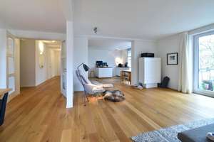 Viel Raum, viel Stil, viel Leben!
Große, neuwertige Traumwohnung mit 3 Balkonen – Die vollständige Adresse der Immobilie erhältst du vom Anbieter., 45138 Südostviertel, Essen – Vorschaubild 11