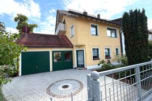 "TOLLE LAGE - DHH MIT ELW FÜR DIE ZUKUNFT - RENDITEANLAGE" – Die vollständige Adresse der Immobilie erhältst du vom Anbieter., 80937 Am Hart, München – Vorschaubild 2
