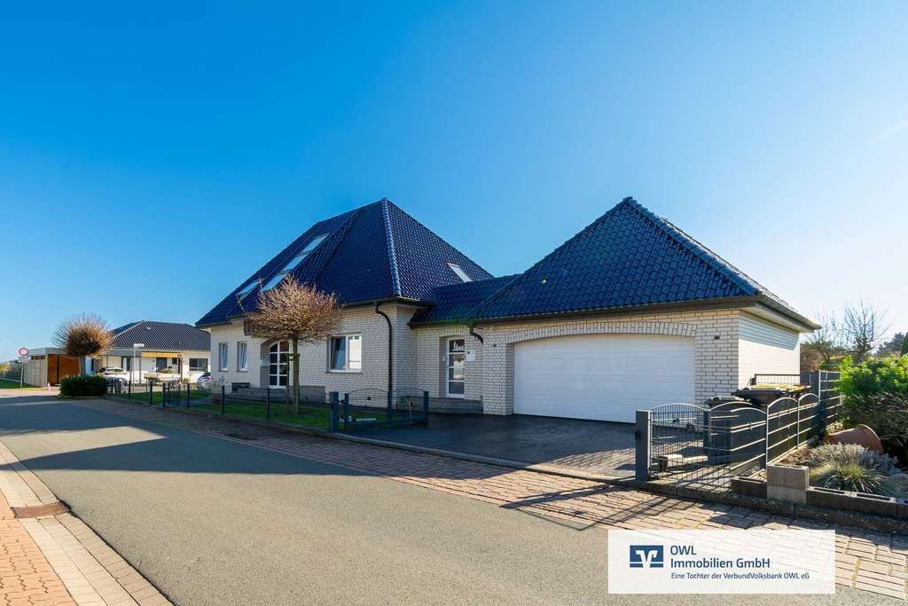 Immobilie in Hille - Wenn Sie das Besondere lieben: Einzigartige Villa in Sackgassenlage - Bild 0