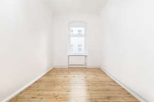 Prenzlauer Berg: Frisch sanierte 4-Zimmer Altbauwohnung, Süd-Balkon, Wohnküche, Stuck, ruhige Lage – Erich-Weinert-Straße 9, 10439 Prenzlauer Berg, Berlin – Vorschaubild 17
