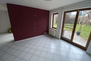Das Reihenhaus liegt in hervorragender ruhiger Lage im Berkacher Grund in Ehingen. – Primelweg 8, 89584 Ehingen (Donau) – Vorschaubild 10