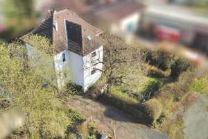 „Hier stört Ihre laute Musik keinen.“
Freistehendes helles Stadthaus mit viel Privatsphäre – Die vollständige Adresse der Immobilie erhältst du vom Anbieter., 7407 Rudolstadt – Vorschaubild 17