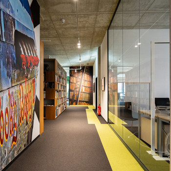 Ready to work in der Marzipanfabrik!