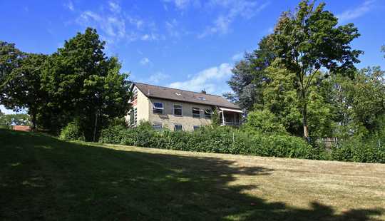 Bild von Architektenhaus mit viel Platz, großem Grundstück und vielen Möglichkeiten