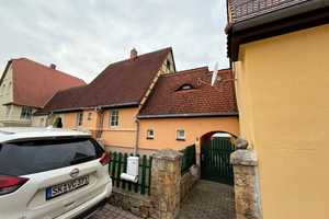 gepflegtes Einfamilienhaus mit schönem Garten und Gartenlaube – Am Rathaus 2, 6198 Saalekreis – Vorschaubild 2