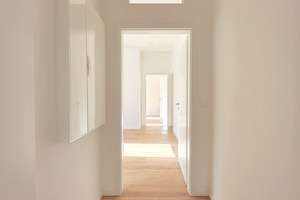 Erstbezug nach umfassender Modernisierung dicht Bayrischer Platz, 3-Zimmer, West-Balkon, Parkett – Die vollständige Adresse der Immobilie erhältst du vom Anbieter., 10779 Schöneberg, Berlin – Vorschaubild 5