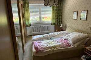 gut geschnittenes Reihenhaus in ruhiger Lage, München-Fürstenried, renovierungsbedürftig und frei – Walliserstraße 150, 81475 Fürstenried-West, München – Vorschaubild 4