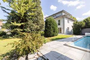 Großzügiges Einfamilienhaus auf herrlichem Grundstück – Die vollständige Adresse der Immobilie erhältst du vom Anbieter., 81929 Englschalking, München – Vorschaubild 2